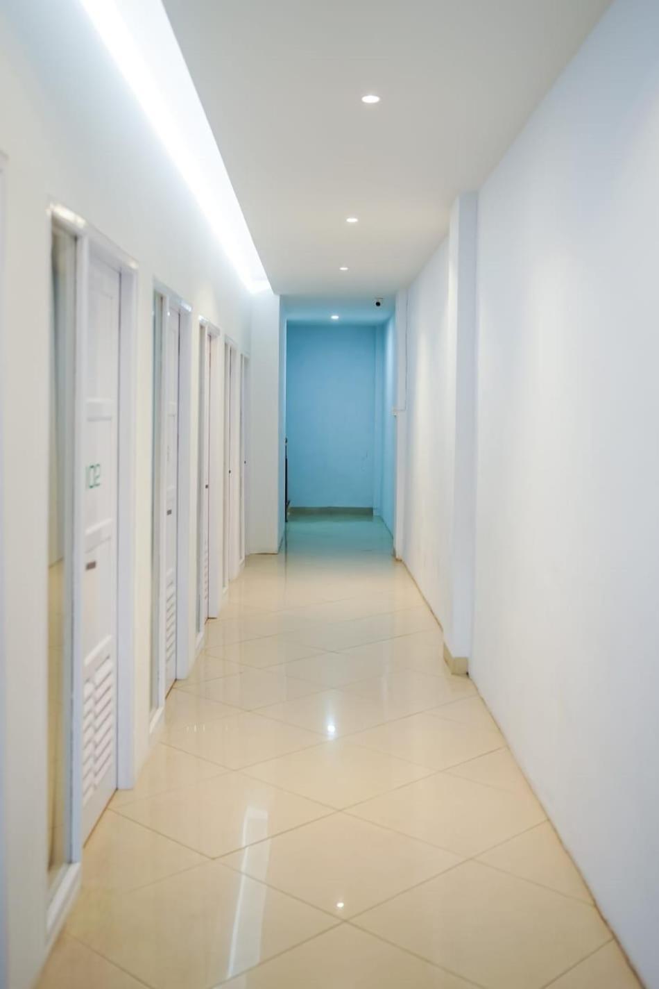 Kareem Syariah Hostel Bukittinggi Ngoại thất bức ảnh