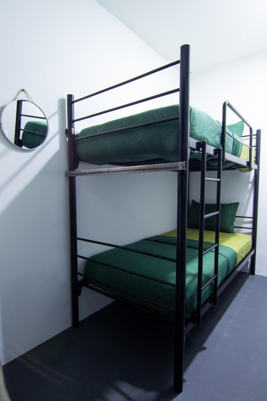 Kareem Syariah Hostel Bukittinggi Ngoại thất bức ảnh